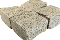 Гранитная брусчатка Мансуровская, колотая 100х100 мм на дорожке | Купить гранитную брусчатку в Санкт-Петербурге | Мощение, ландшафтный дизайн